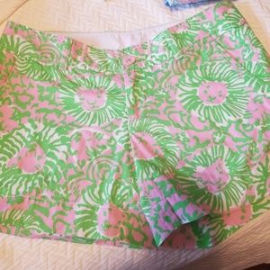 Lilly Callahan shorts SZ 4